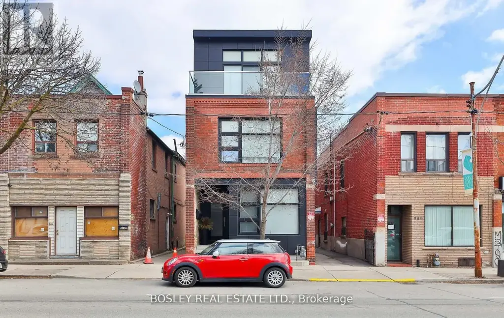Main Floor - 973 Dovercourt Road, Toronto (Dovercourt-Wallace Emerson-Junction)